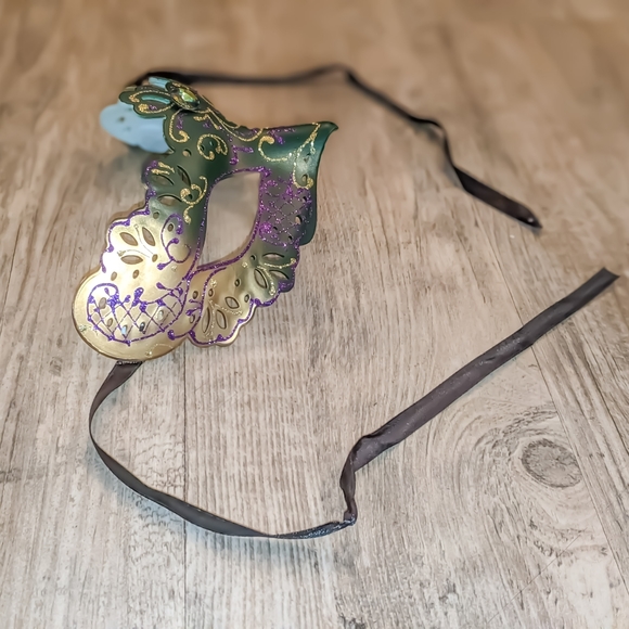 Ladies Masquerade Mask in Purple, Green & Gold MG | Mardi Gras Mask - Picture 10 of 13